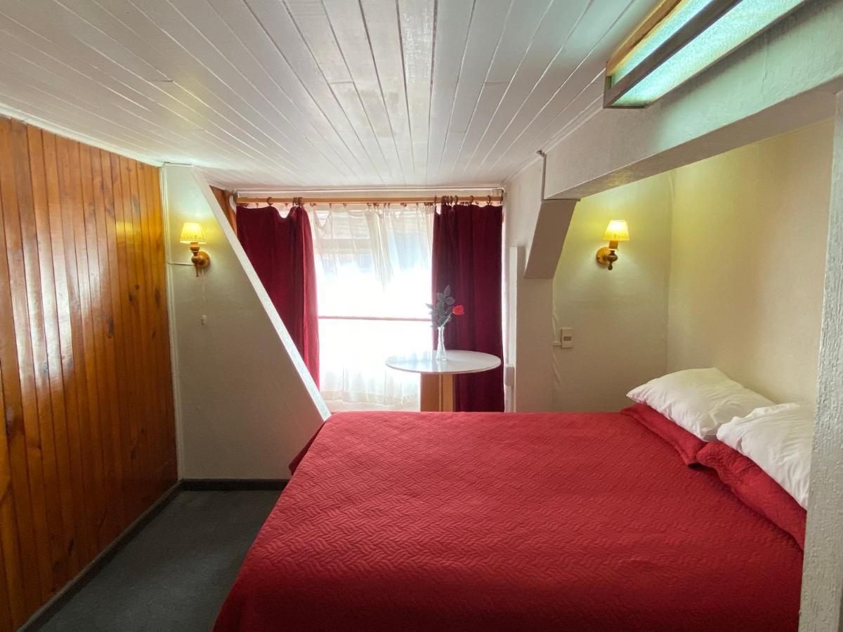 Ancud Petit Hostal Exterior photo